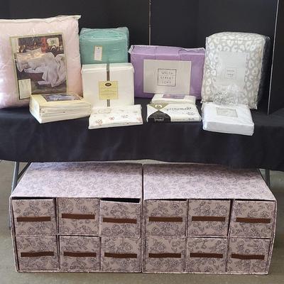 Bedding & Storage + (WH11)
