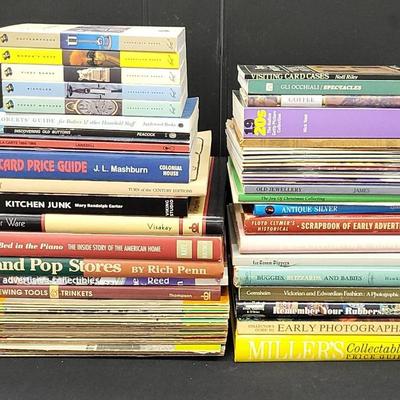 Reference Books on Collectibles (WH3)