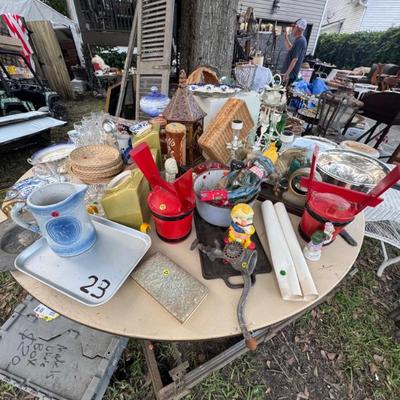 Estate sale photo