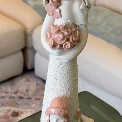 Art pottery figurine