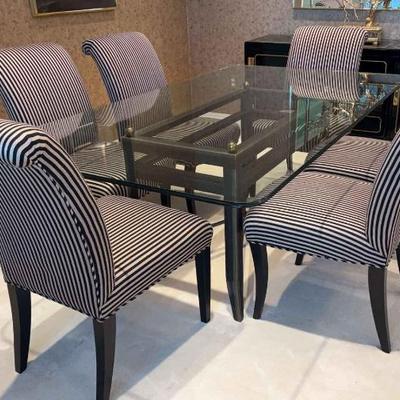Glass topped dining room table chairs