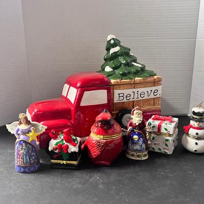 Pickup Christmas Tree Cookie Jar Believe, Trinket Boxes, Jim Shore Santa & Angel Ornaments 