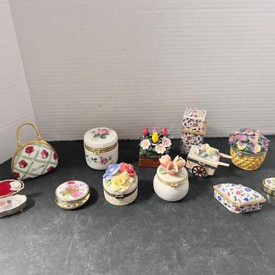 Floral Trinket Boxes, Decorative Pill Box w/ Mini Sewing Kits