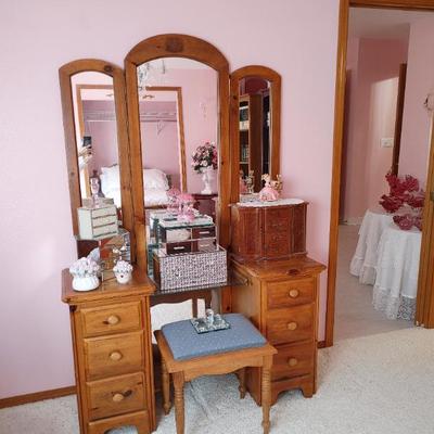 Sale Photo Thumbnail #174
