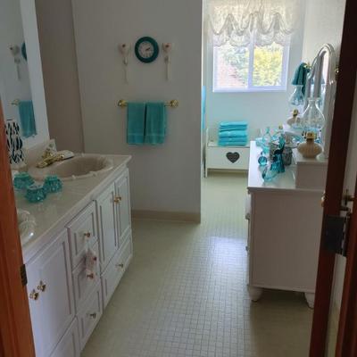 Sale Photo Thumbnail #291
