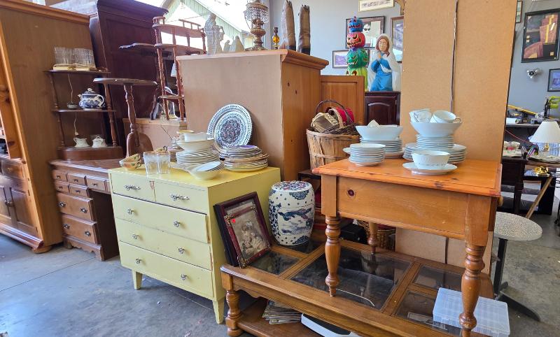 Sale Photo Thumbnail #30