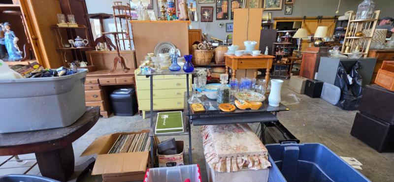 Sale Photo Thumbnail #32