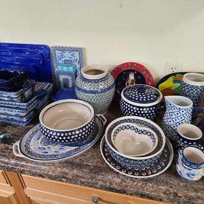 Polish pottery