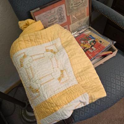 Sale Photo Thumbnail #113: Vintage quilt