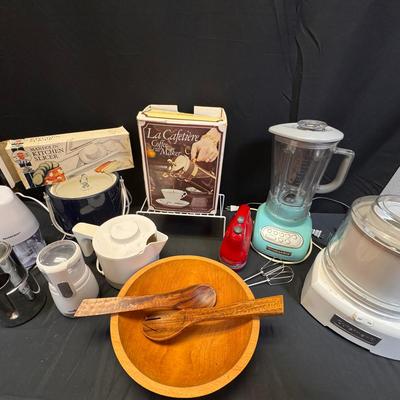 Lot 210: Small Kitchen Appliances And Serving Pieces