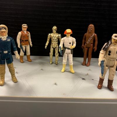 Lot 9: Hoth Star Wars Toys By Kenner