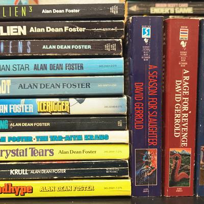 Alan Dean Foster & David Gerrold Sci-Fi Movie Tie-Ins and Alien Warfare