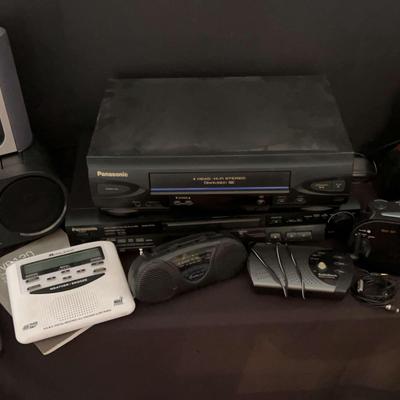 DVD/VCR/CD Players, Alarm Clocks And Radios
