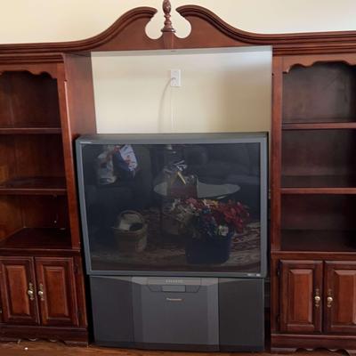 Large Dark Wood Entertainment Center