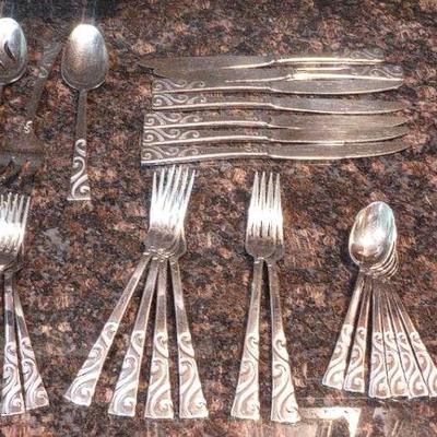 Oneida 18/0 Stainless-Steel Flatware