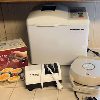 Breadmaker, Crème Brûlée Set & More