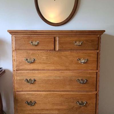 Ethan Allen Chest of Drawers with Oval Wall Mirror 