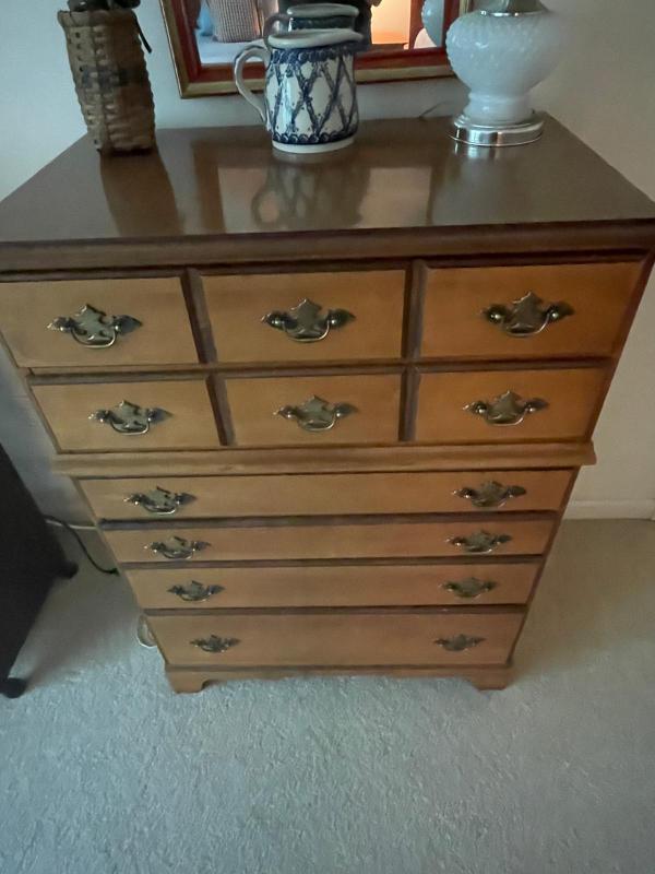 Sale Photo Thumbnail #126
