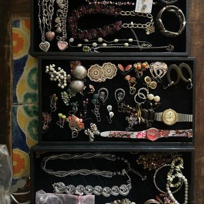 Sale Photo Thumbnail #64