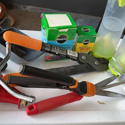 Outdoor Lawn & Landscape Tools