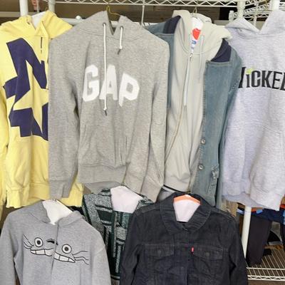 Jean Jackets & Sweatshirts For Her