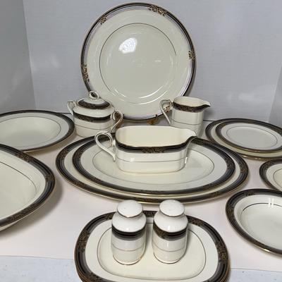 Noritake Spell Binder Bone China Set