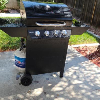 Charbroil Advantage 