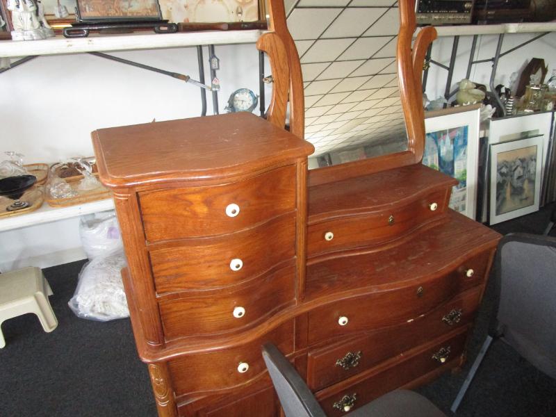Sale Photo Thumbnail #25
