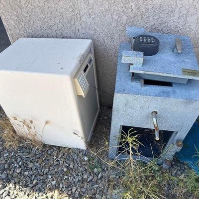 Sale Photo Thumbnail #101: #2056 • 2 Safes
