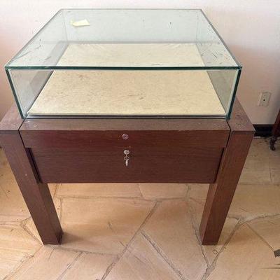 #3206 • Glass Top Display Cabinet
