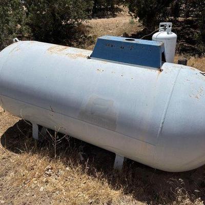 #310 • 500 Gallon Propane Tank
