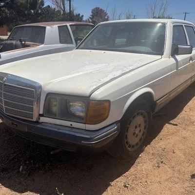 #75 • 1985 Mercedes Benz
