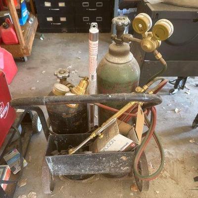 #1536 • (2) Gas Tanks, Cart, Gauges & Hoses
