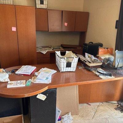 #3002 • Office Furniture
