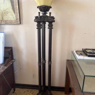 #3210 • Floor Lamp
