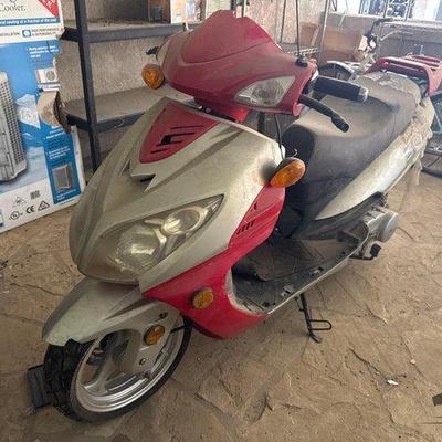 #20 • Baja SC150 Scooter
