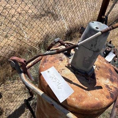 #2546 • Aro Grease Pump
