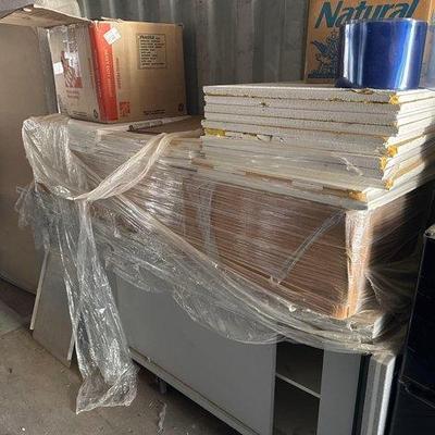 #4018 • Werner 4Ft Ladder, Chairs & Misc Parts
