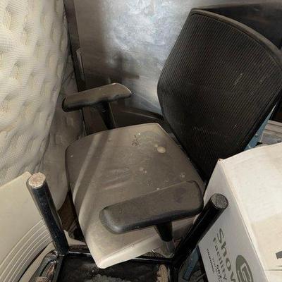 Sale Photo Thumbnail #160: #4018 • Werner 4Ft Ladder, Chairs & Misc Parts
