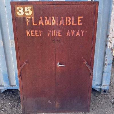 #4028 • Metal Storage Cabinet
