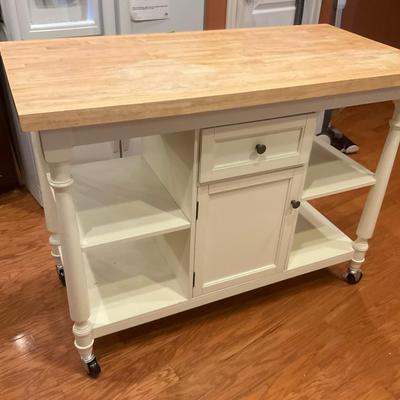 Rolling Kitchen Island 