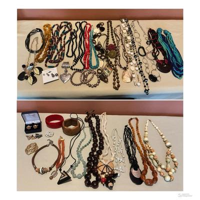 Large Costume jewelry Lot 