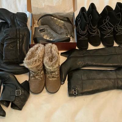 Womens size 9-10 Boots - JBU, Skechers, Bandolino, Bearpaw, Baretraps, & More