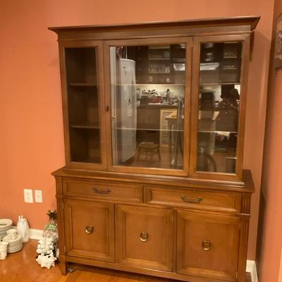 Krug Furniture MCM 2pc Hutch