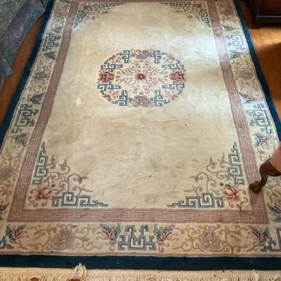 Oriental Center Medallion Rug 5’9”x8’6”