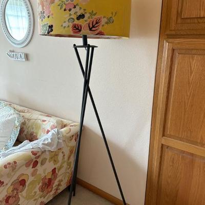 Floor lamps