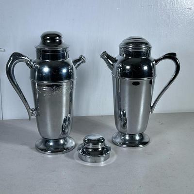 (3pc) Cocktail Shakers | Chrome shakers with tops, spouts with screw tops. Includes extra top. - h. 12 x w. 8 in