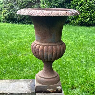 CAST IRON PLANTER URN | Classical cast iron garden or planter urn. Mounted on square footed base. - h. 29.5 x dia. 22 in
