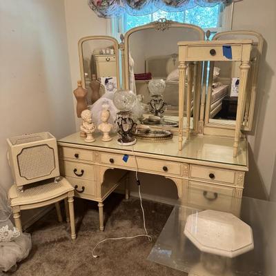 Sale Photo Thumbnail #25