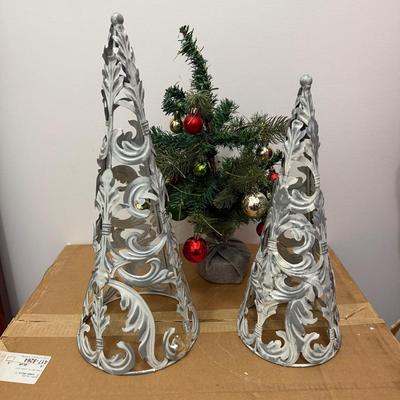 Misc Christmas Decor